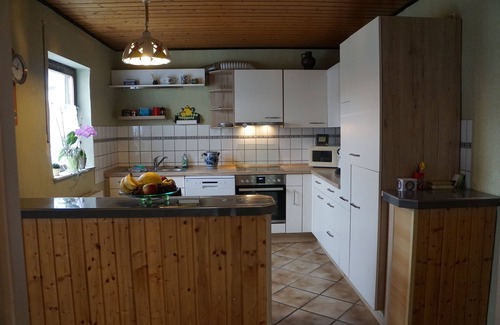 Waibstadt Apartment | Gemütliche Erdgeschosswohnung mit Terrasse in Ortsrandlage in Waibstadt