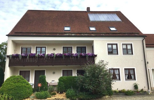 Ehekirchen Apartment | Gemütliche Ferienwohnung im Grünen
