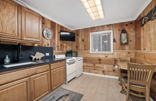 Tahoe Valley Apartment | Gem in South Lake Tahoe Rubicon