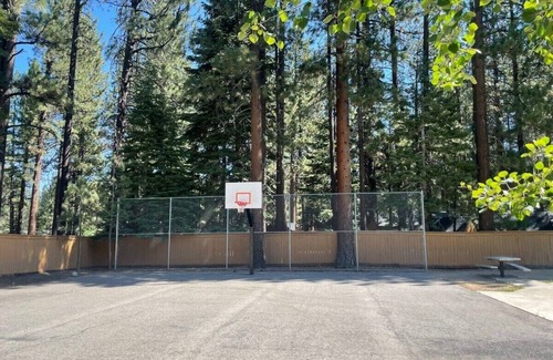 Tahoe Valley Apartment | Gem in South Lake Tahoe Rubicon