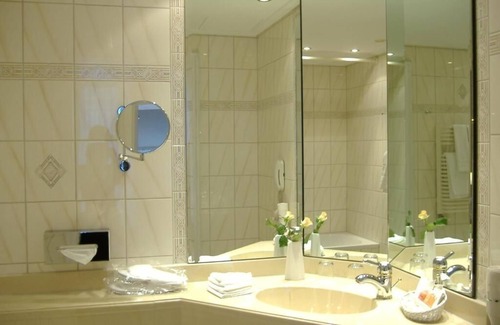 Zentrum Hotel | Genießer Hotel Altes Gymnasium