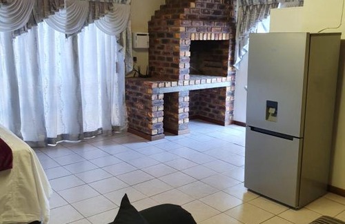 Jeffreys Bay Apartment | Genie's Nest JBay Flat 1