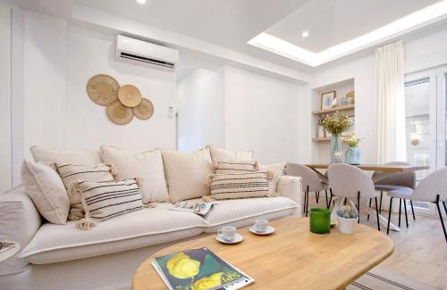 Ensanche Centro Apartment | Genteel Home Teatro Soho