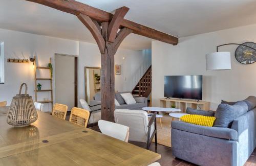 Quartier Vieux Marche-Cathedrale Apartment | Geoffroy sublime duplex à proximité de la place du vieux marché
