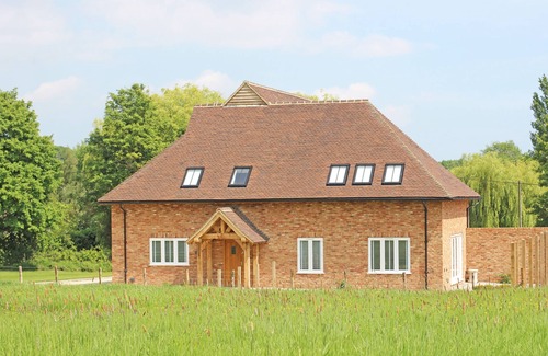 Woodchurch Cottage | George's Cottage - set in the Heart of Woodchurch Village of the Kentish Weald