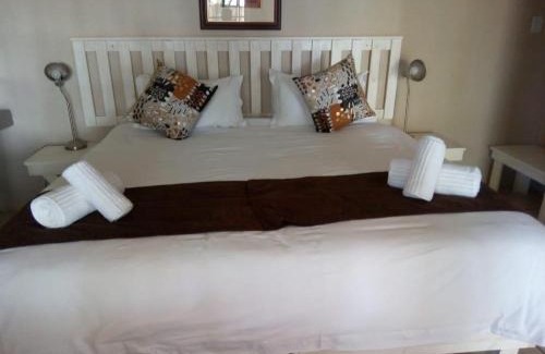 Tzaneen House | Georges Valley Lodge