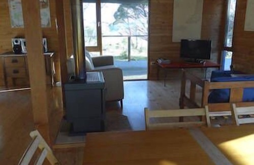 Brown Beach Apartment | Georgina's Place - secluded beach getaway