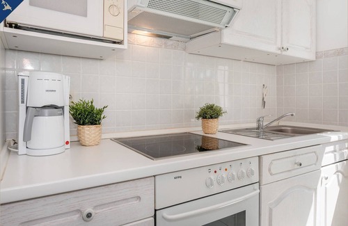 Mellenthin House | Geräumiges Ferienhaus in Ländlicher Idylle mit Stellplatz, Wlan und Terrasse