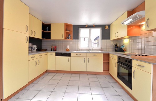 Eguisheim Apartment | Geranium gite of 90 m2, located in the heart of the wine-growing city of Eguisheim, in a quiet area