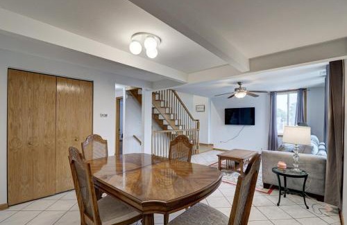 Des Plaines House | Getaway Near ORD With Great Local Amenities