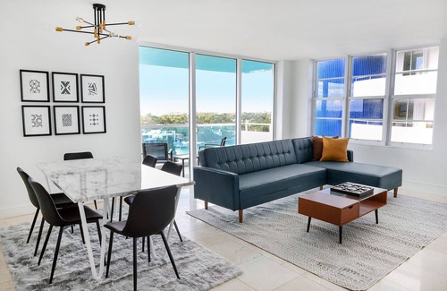 La Gorce Hotel | Getaway Suite w/Spectacular Bay Views & Pool Access!