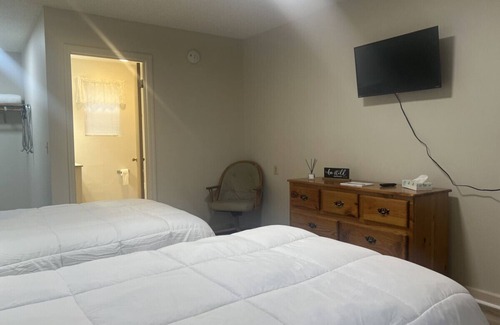 Waynesboro Hotel | Getaway to Owls Nest Room 41