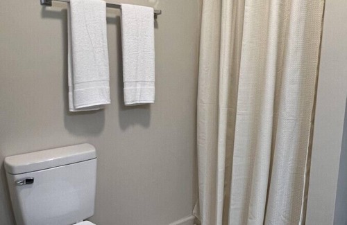 Waynesboro Hotel | Getaway to Owls Nest Room 41