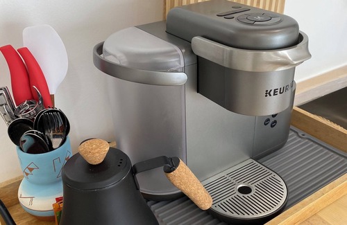 Harbert Apartment | Getaway WithInn-Relaxation Centrally Located to Beaches and Walkable Restaurants