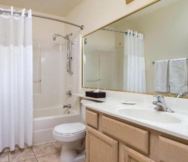 Lake Havasu City Hotel | GetAways at Havasu Dunes Resort