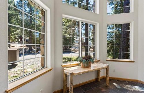 Montgomery Estates House | Getting Away Together home