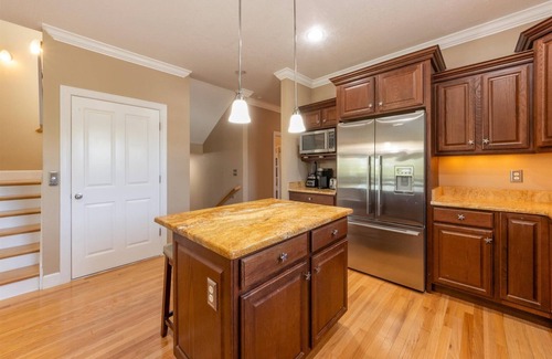 Ilexhurst House | Gigi & Poppy’s Paradise: Pool, Gulf Views, Walk to Beach