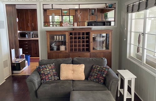 Sturgeon Bay Cottage | Gigi's Wonderful waterfront home