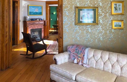 Manitowoc House | Gilded Age Mansion