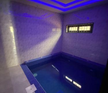 Abomey-Calavi Bed & Breakfast | Gilles Golden Palace