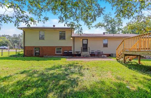 Madison House | Gilmore Retro Pad