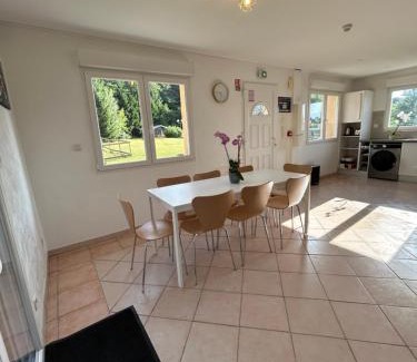 Montenois Bed & Breakfast | Gite Clé des Champs