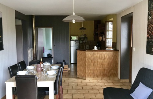 Laramiere House | Gîte in the countryside, ideal for green vacations, 5 minutes from bird lake.