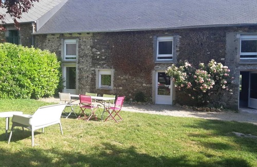 Mohon Villa | Gite "ker Awen en Brocéliande" Dans un Espace Verdoyant et Calme