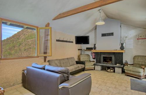 Bagneres-de-Luchon House | Gite Skioura, Gite De Groupe