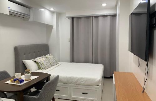Pallocan Hotel | Givande Studio at One PonteFino