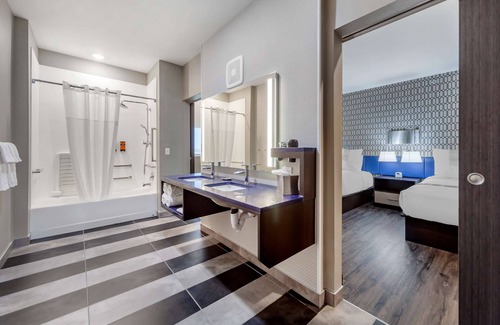 Sioux Falls Hotel | GLō Best Western Dawley Farms In Sioux Falls