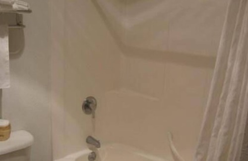 Santa Rita Hotel | Glacier Gateway Plaza