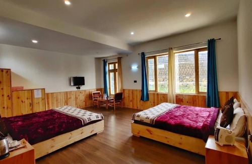 Leh Hotel | Glacier View Guest House