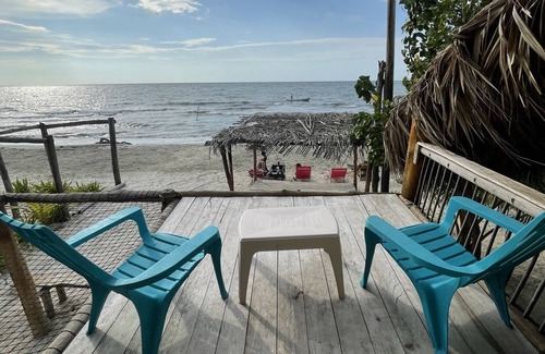 Costa Caribe House | Glamping in front of the sea live the experience