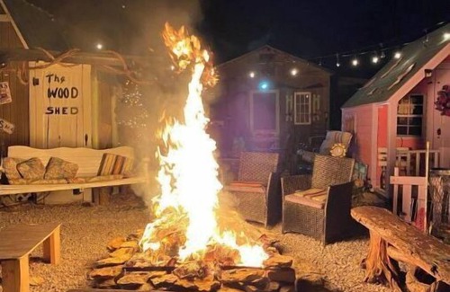 Temple Hill House | Glamping in the Man cave