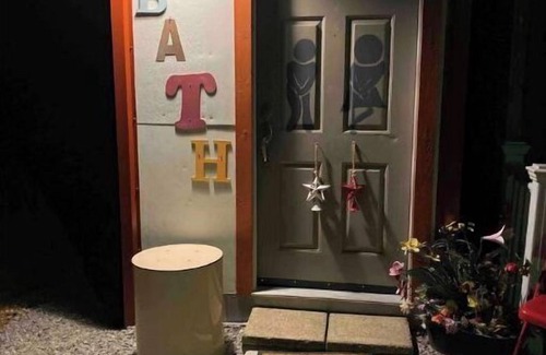 Temple Hill House | Glamping in the Man cave