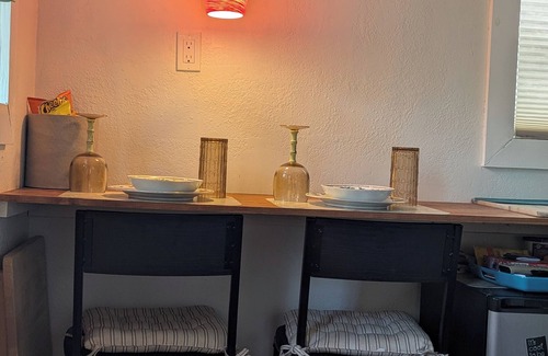 Edgar Cabin | Glamping spot Pet- Friendly with free parking & peaceful surroundings.”