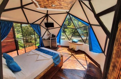 Manuel Antonio Cabin | Glamping Tomaselli