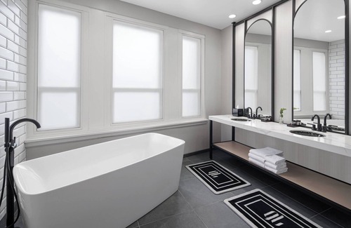Downtown Hotel | Glass Light Hotel & Gallery, Autograph Collection