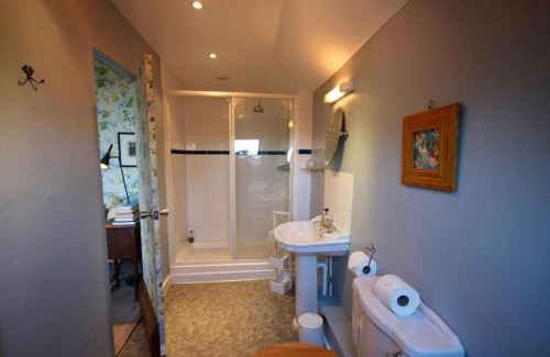 Walmer House | Glen Hill