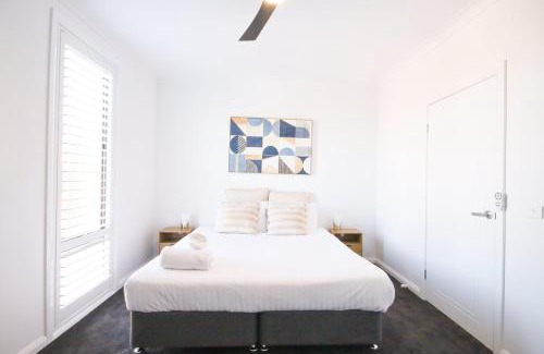 Wagga Wagga Apartment | Glen’s Fitz St Getaway - Central