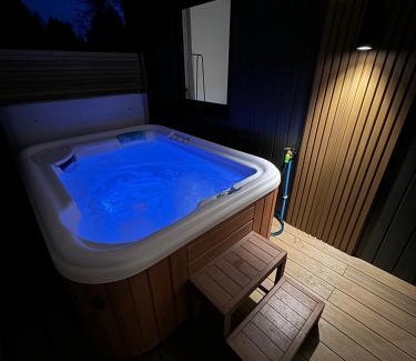 Glenariff Ski Chalet | Glenariff Forest Redwood Lodge