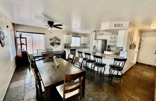 Glendale House | Glendale Pool Heated Pet Friendly