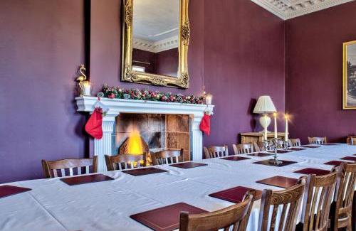 Glentham House | Glentworth Hall by Group Retreats