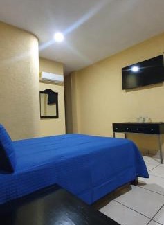 Escarcega Hotel | Global Express Cruz Blanco