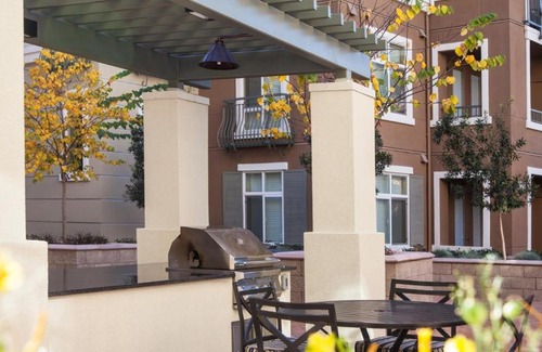 North San Jose Apartment | Global Luxury Suites at Baypointe Station