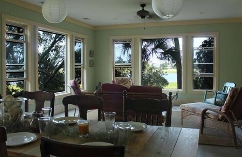 Isle of Palms Cottage | Goat Island Getaway 2 Bedroom Island Cottage Accessible by Boat