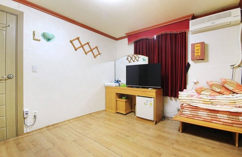 Gochang Hotel | Gochang Royal