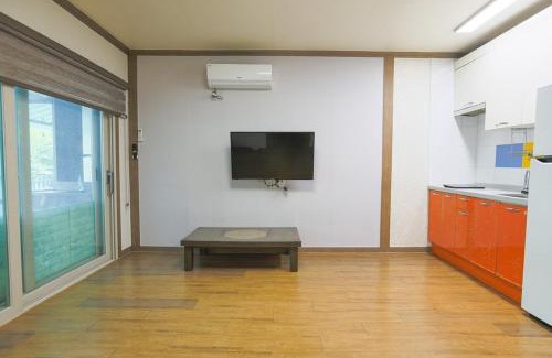 Goesan House | Goesan Byeolbit Pension