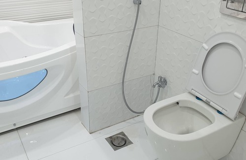 F-7 Sector Cabin | Gofas Lodge